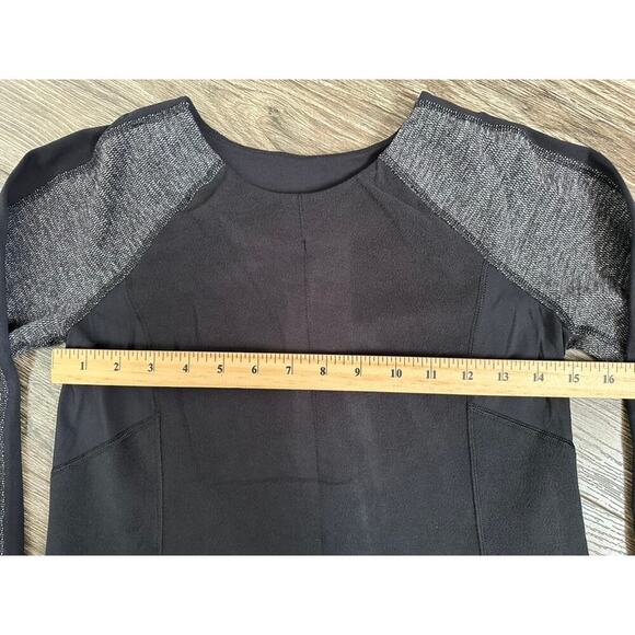 Lululemon Run: Bold In The Cold Long Sleeve size 2 - Picture 3 of 10